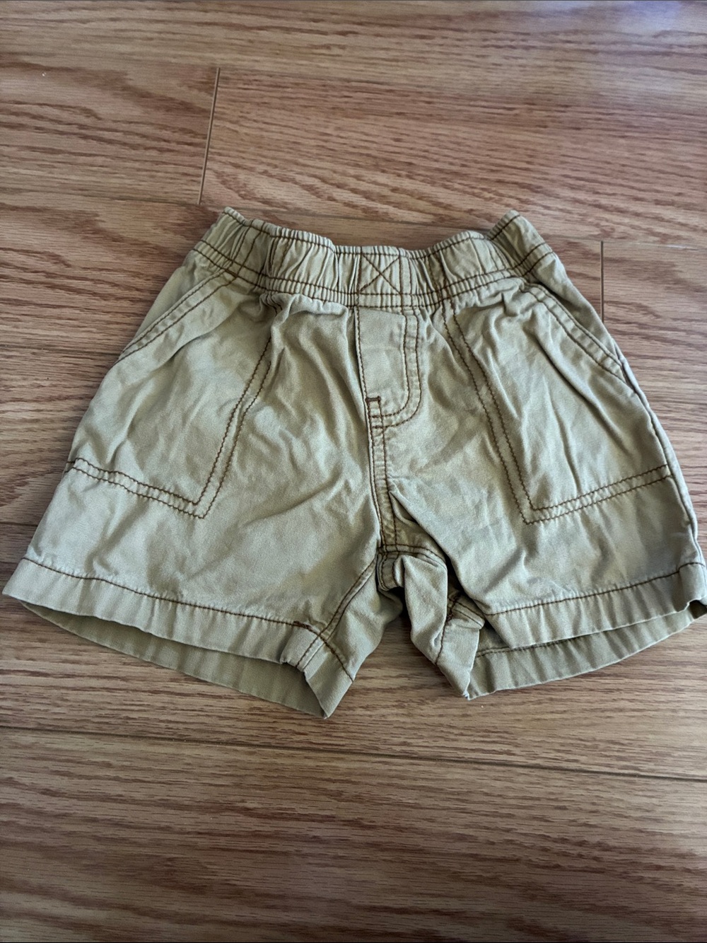20/25$ 🧸 Kids Elastic-Waist Khaki Shorts